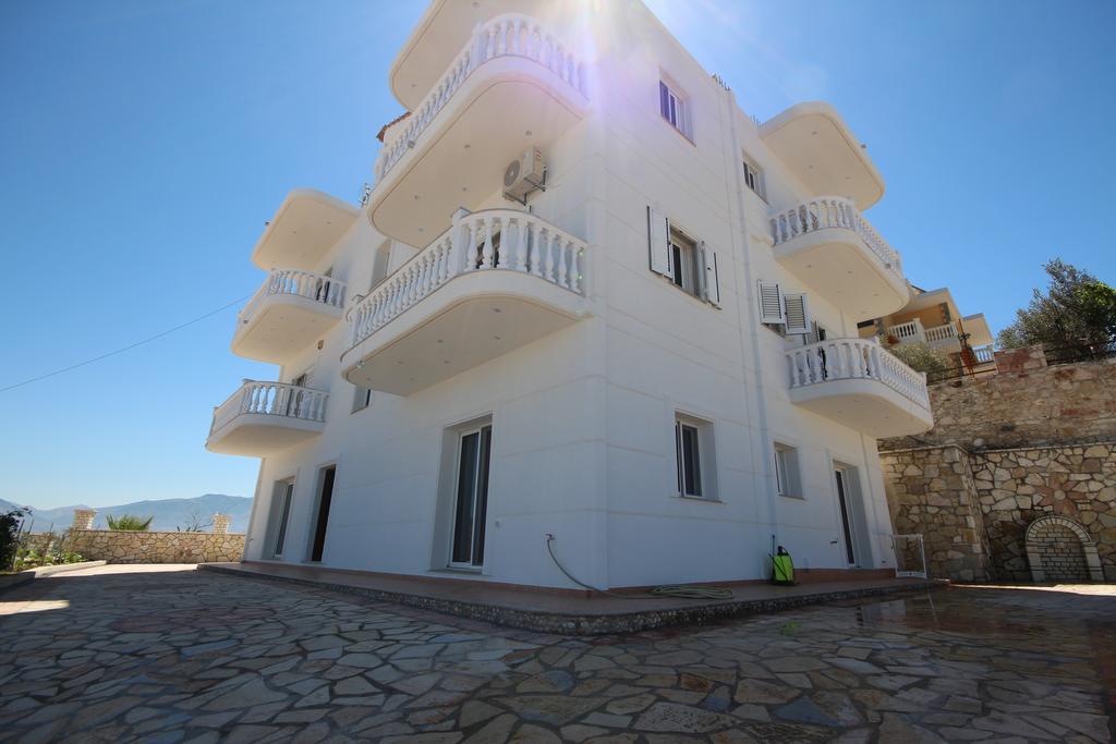 Apartamento Vila Sulozeqi Sarandë Exterior foto